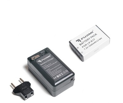 Аккумулятор Fujimi LP-E17 + зарядное устройство FC-LPE17